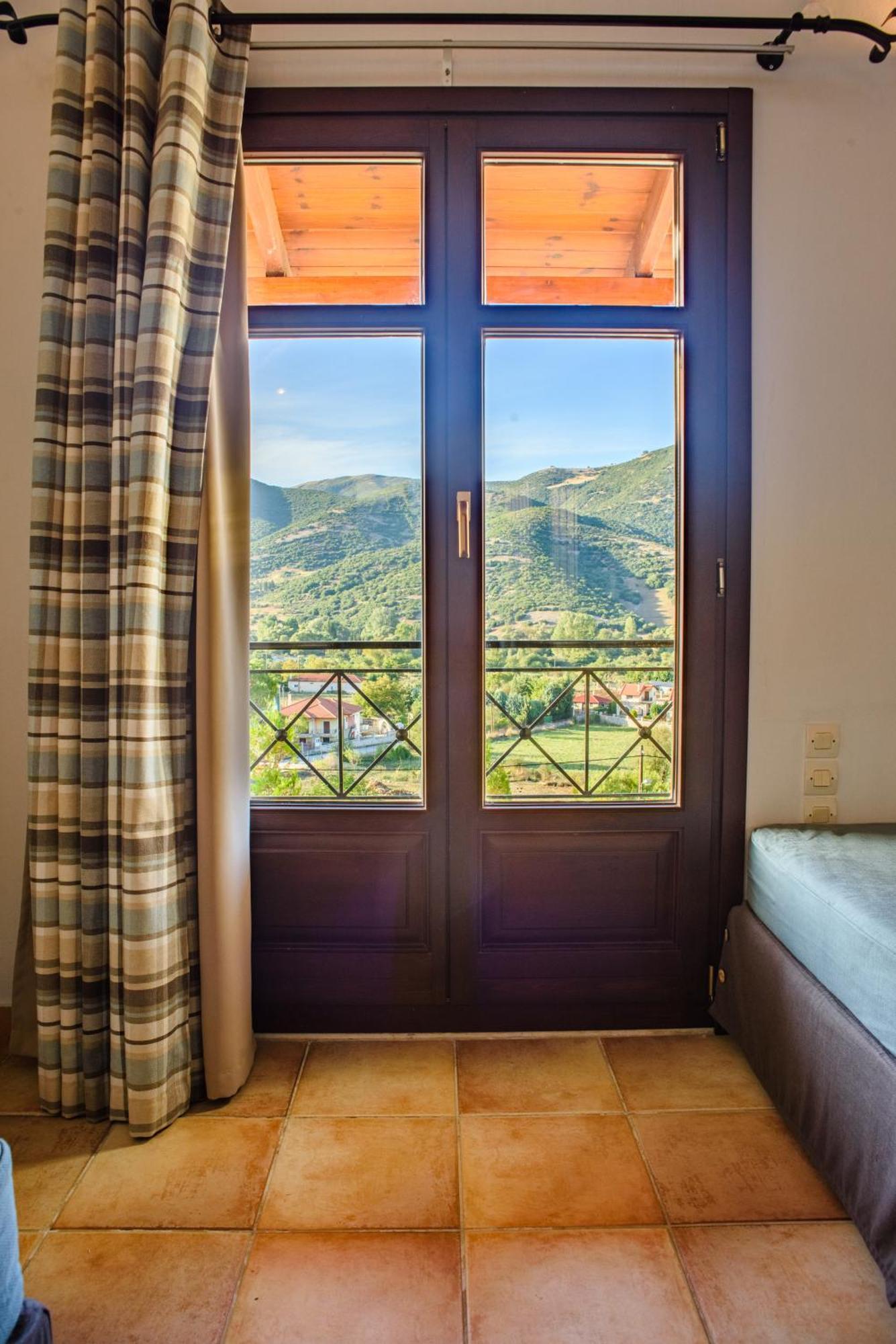 Kalavrita Botanica Hotel & Spa מראה חיצוני תמונה