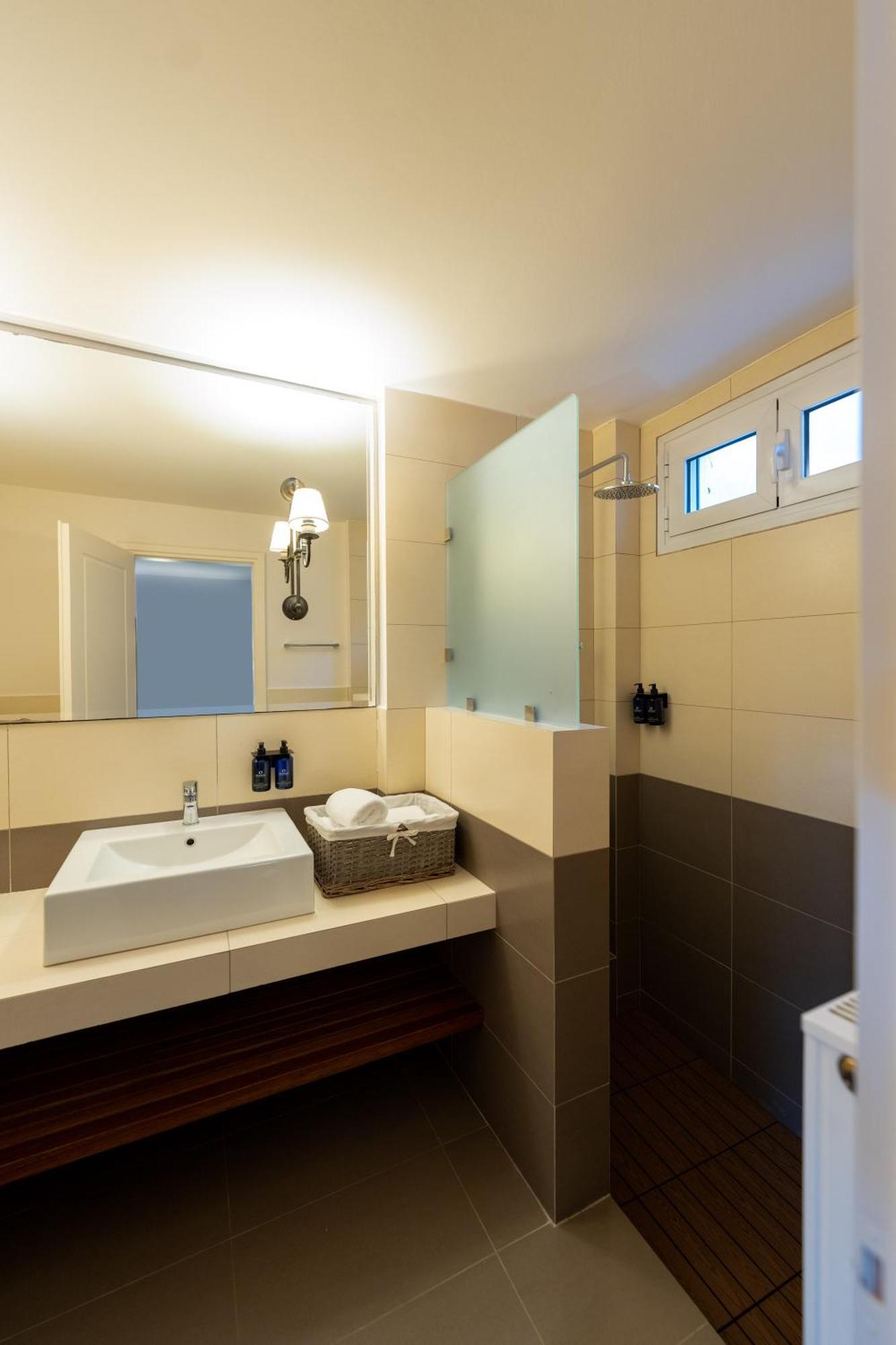 Kalavrita Botanica Hotel & Spa מראה חיצוני תמונה